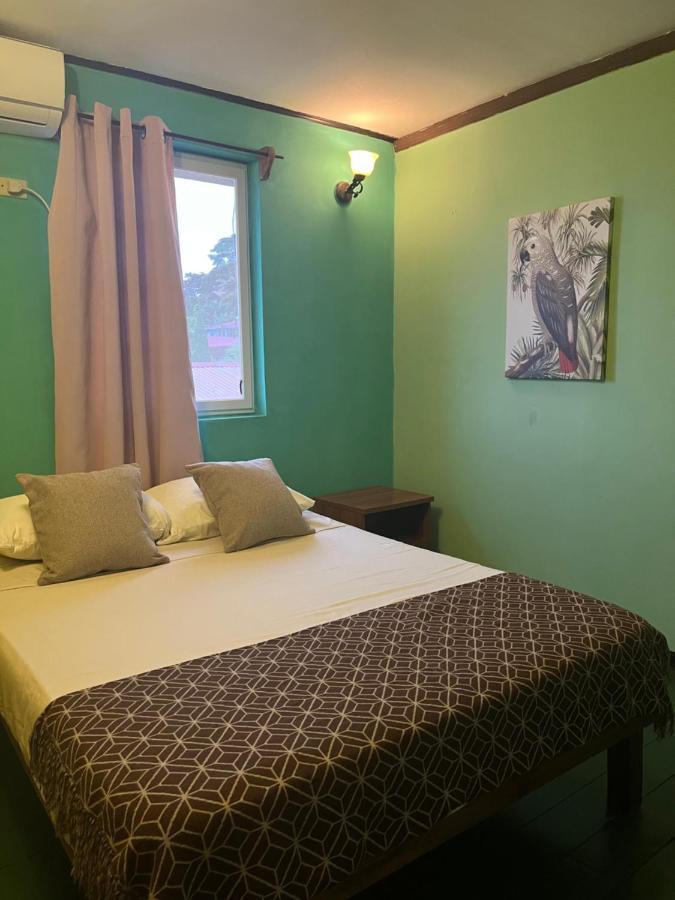 Hostal Cay Bastimentos Ngoại thất bức ảnh