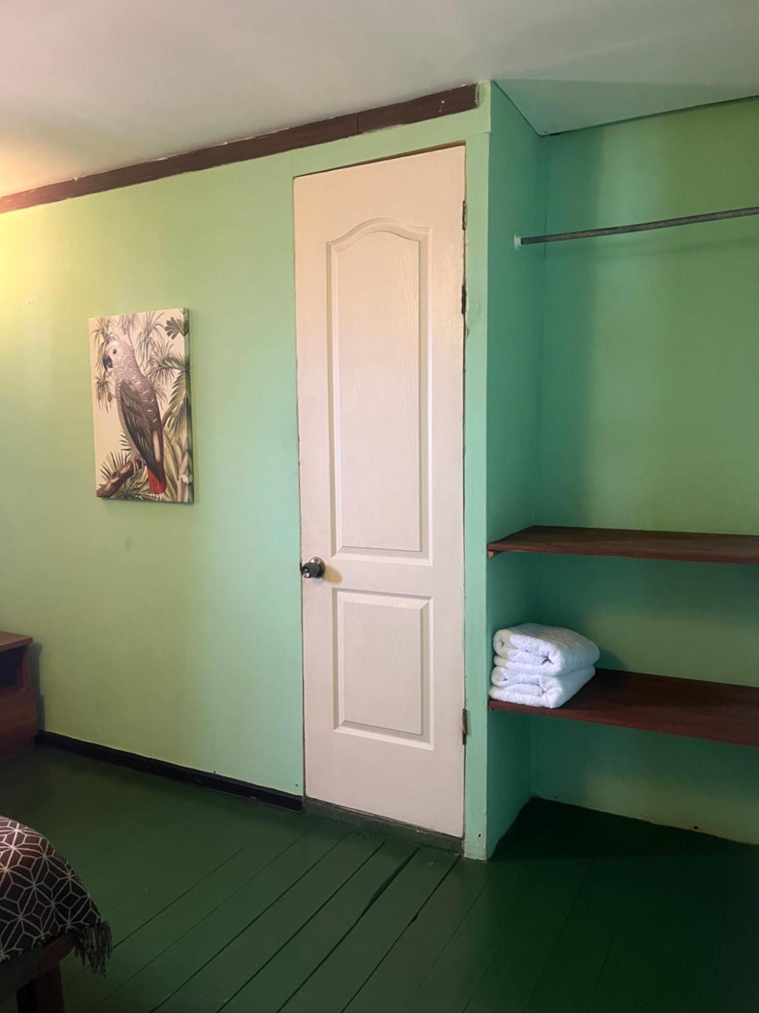 Hostal Cay Bastimentos Ngoại thất bức ảnh