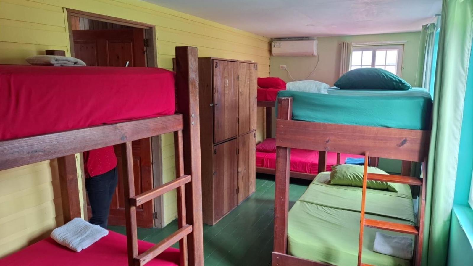 Hostal Cay Bastimentos Ngoại thất bức ảnh