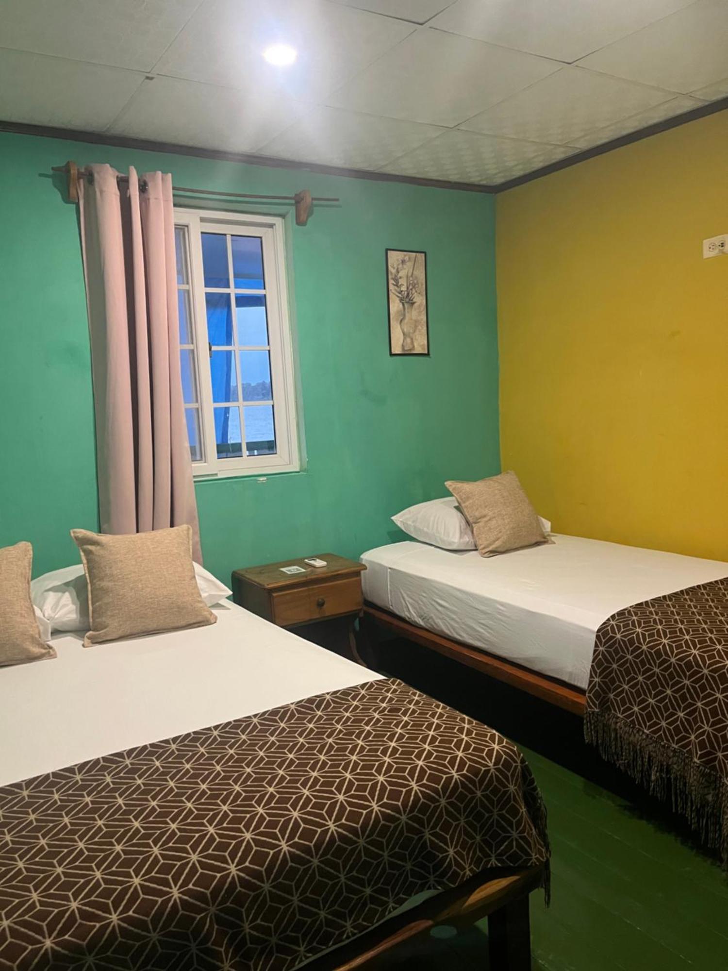 Hostal Cay Bastimentos Ngoại thất bức ảnh